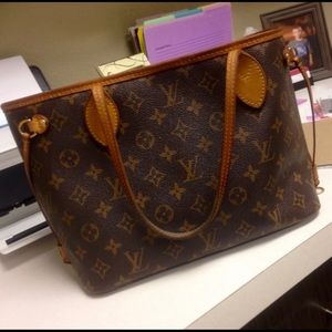 Louis Vuitton bag 100% real